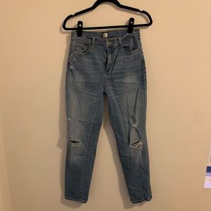 sneak peak boyfriend jeans